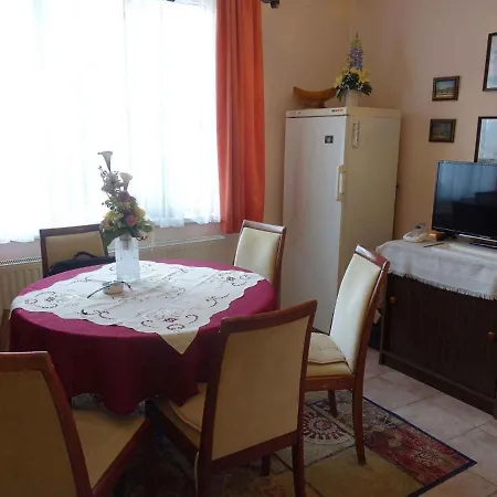 Prázdninový dům In - Balaton 42696 *